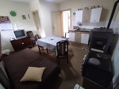 5675aeb8-a40d-4b22-a46b-4f6458691b56