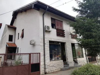 prodaja-kuce-centar-valjeva